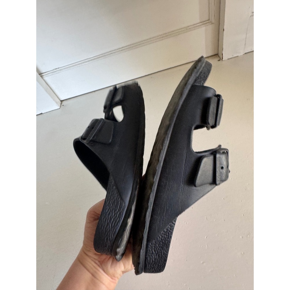 Birkenstock black Arizona Essentials EVA sandals size 39 (women's US 8-8.5) - Picture 9 of 10